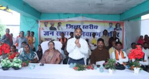 ग्राम देवीनवागांव में जिला स्तरीय जनसमस्या निवारण शिविर आयोजित, 71 आवेदन प्राप्त हुए