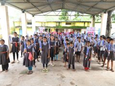 एनटीपीसी सीपत संगवारी महिला समिति ने शासकीय प्राथमिक विद्यालयों के विद्यार्थियों को वितरित किए छाते