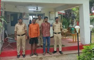युवक पर हंसिया से जानलेवा हमला करने वाले 02 आरोपी गिरफ्तार।