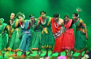 बस्तर की माटी से निकली ‘चंदा चकोर’ ने चक्रधर समारोह की अंतिम संध्या में बिखेरे प्रेम और संघर्ष के रंग