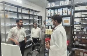 मेडिकल कॉलेज परिसर स्थित केन्द्र का जिला पंचायत सीईओ ने किया निरीक्षण