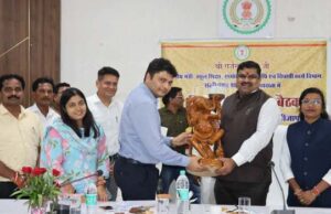 डिजिटल शिक्षा के साथ कैरियर काउंसलिंग से बच्चों को मिलेगी भविष्य की सही दिशा: मंत्री गजेन्द्र यादव