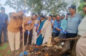 सेवा संकल्प अभियान के तहत बंधवा तालाब में स्वच्छता अभियान एवं वृक्षारोपण