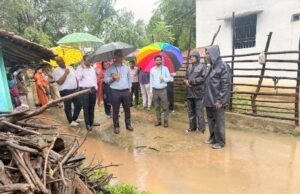 कलेक्टर कुन्दन कुमार ने बाढ़ प्रभावित क्षेत्रों का किया निरीक्षण, सुरक्षा एवं राहत व्यवस्था के दिए निर्देश
