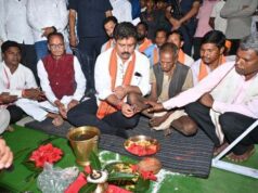 उप मुख्यमंत्री विजय शर्मा ने मुड़घुसरी में 1.48 करोड़ रुपए के तीन सड़क का किया भूमिपूजन