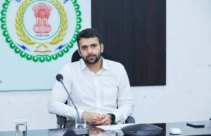 बारिश थमते ही रफ्तार पकड़ेंगे निर्माण कार्य, जून तक पूरा करने कलेक्टर ने तय की समय-सीमा