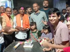 भाजपा नेता प्रकाश अवस्थी का जन्मदिन दोस्तों और ग्रामीणों ने धूमधाम से मनाया दिए बधाई एवं शुभकामनाएं