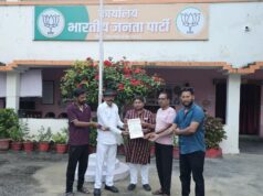 कांकेर नगर पालिका की पीआईसी में एससी समाज की अनदेखी, भारतीय बौद्ध महासभा ने भाजपा शहर मंडल अध्यक्ष को सौंपा ज्ञापन।