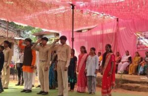 ‘नमो सेवा-अनकही कहानियां’ के तहत शासकीय महाविद्यालय तमनार के विद्यार्थियों ने दी नुक्कड़ नाटक की प्रस्तुति