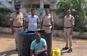 सड़क किनारे अवैध डीजल भंडारण का खुलासा, छाल पुलिस ने कार्रवाई में की 415 लीटर डीजल जब्त
