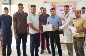 राष्ट्रीय एकता दिवस के उपलक्ष्य में रायगढ़ पुलिस की मानवीय पहल, 22 पुलिस अधिकारी-जवानों ने किया स्वैच्छिक रक्तदान