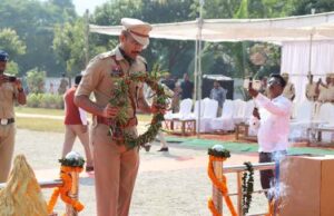 पुलिस स्मृति दिवस के अवसर पर पुलिस अधीक्षक कार्यालय कांकेर में शहीद स्मृति परेड एवं श्रद्धांजलि समारोह का आयोजन ।