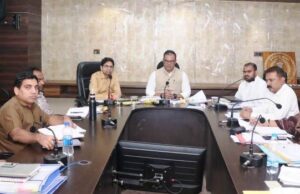 जिला खनिज न्यास निधि के कार्यों में गुणवत्ता और तेजी लाने के निर्देश
