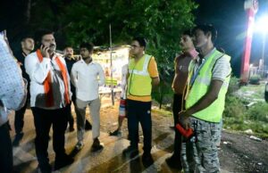 कवर्धा-बेमेतरा मार्ग पर पशुओं को देख उप मुख्यमंत्री विजय शर्मा ने अधिकारियों को लगाई फटकार