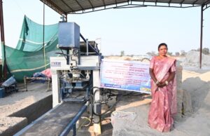 डस्टबिन में मिला एक फटा पन्ना, उसी ने दिखाई आत्मनिर्भरता की राह’’