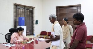 जनदर्शन में अपर कलेक्टर ने सुनीं आमजनों की समस्याएं, नियमानुसार निराकरण के निर्देश