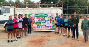 बस्तर ओलंपिक में अधिकाधिक भागीदारी के लिए नरहरदेव मैदान में जन जागरूकता कार्यक्रम आयोजित