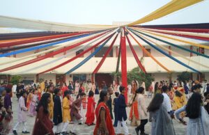डी. ए. वी. मुख्यमंत्री पब्लिक स्कूल, वेद परसदा मस्तूरी में भक्तिमय वातावरण में गरबा उत्सव का आयोजन