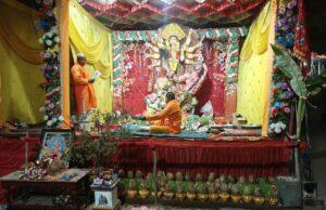 लंकाहुड़ा में मां दुर्गा की भक्ति में लीन हुए श्रद्धालु, सामूहिक आरती का अद्भुत नजारा