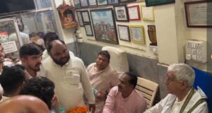 कांग्रेस नेता देवेंद्र कृष्णन एवं साहिल मधुकर के नेतृत्व में टी.एस. बाबा का मस्तूरी में अभूतपूर्व स्वागत
