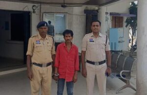 महिला के साथ मारपीट एवं छेड़छाड़ करने वाला आरोपी गिरफ्तार,आरोपी द्वारा महिला के घर में घुसकर मारपीट एवं छेड़छाड़ का प्रयास किए जाने की शिकायत।